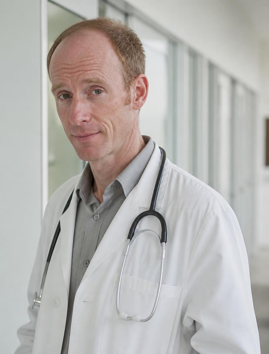 Dr. Thomas Ashcroft